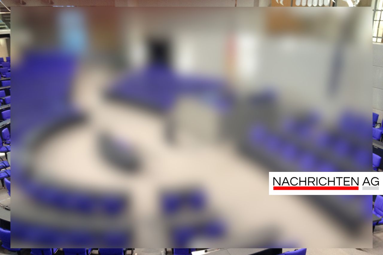 Mehr als 1000 Beschäftigte in Bremen fordern Veränderung vor Stahlwerk!