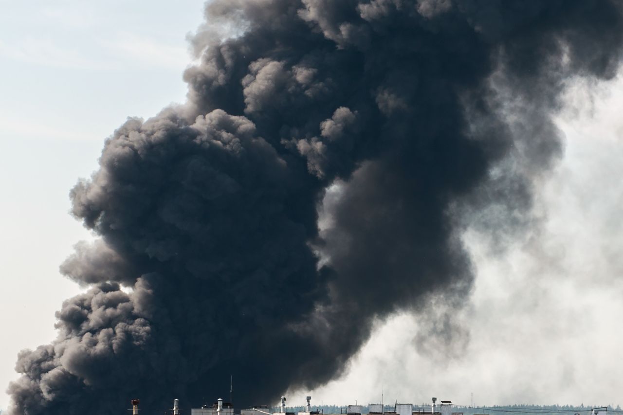 Großbrand auf der A27: Wohnmobil in Bremen vollständig ausgebrannt!