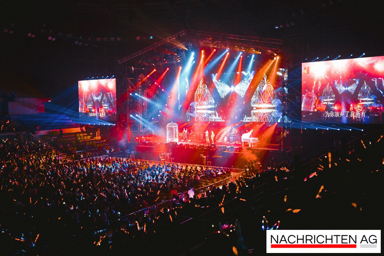 Techno-Klänge erobern Bremen: Meute begeistert 8500 Fans am Domplatz!